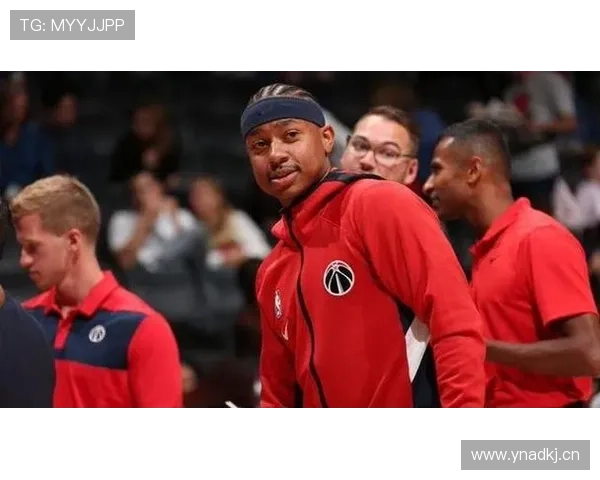 骑士记者与昔日球员托马斯布莱恩特重聚回忆往事共赏经典采访视频